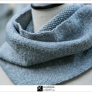 COWL KNITTING PATTERN - Jessica Jones