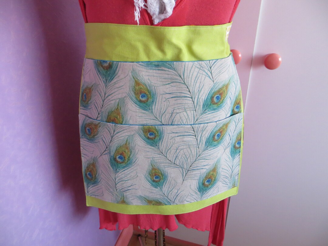 Berry Picking Pink Apron main image 1