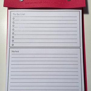 Bright Pink Faux Leather A5 Refillable desk notepad Bright Pink with lined pages insert. 画像 4