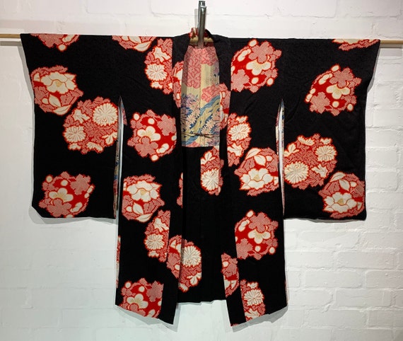 SOLD Circa 1930s Silk Haori Jacket: Camellia Tsubaki, Plum blossoms, and Chrysanthemums Flower Ball Pattern