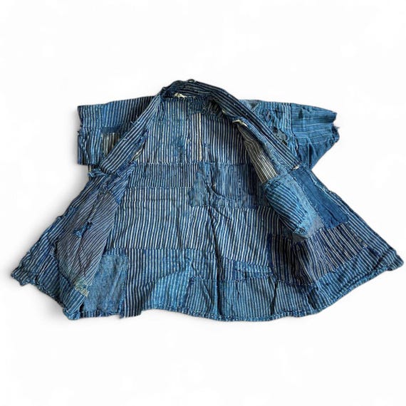 Late 19th - early 20th "Boro - Noragi" indigo no sleeve hanten