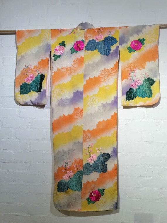 SOLD / Circa 1920's silk girl's blurry dye and embroidery kimono