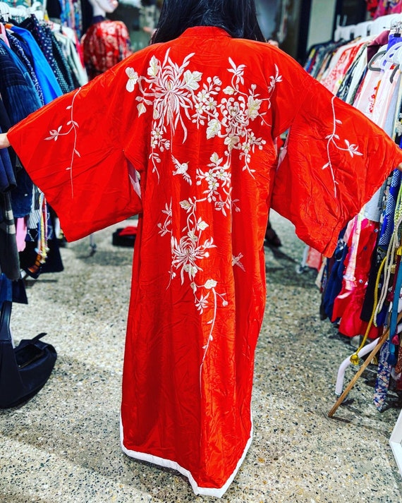 Circa 1930-50's Red Kimono Gown with fancy fringes for European Export (Silk Mix/Chrysanthemum Embroidery)