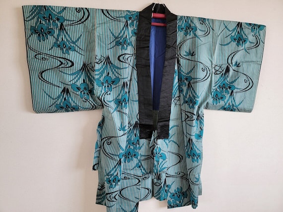 Circa 1930-50's Silk Meisen Flat Woven Dotera Hanten ( Iris Flower Blue Stripe)