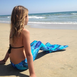 Mermaid outfits for swimming, photo shoots and all occasions.