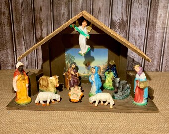 Nativity Scene, Vintage Holy Family Scene, Kitschy Christmas, Manger Scene