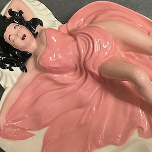 1950 Pin Up Girl 灰皿 アッシュトレイ ミッドセンチュリー PIN UP GIRL Ashtray…holland Mold…hand Painted and Glazed…flowing