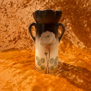 VINTAGE ROSE VASE…Floral...Scalloped Top...Rosebud...Made in Czechoslovakia…Collectible...Vintage...#80