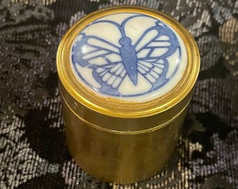 BUTTERFLY TRINKET BOX…White Enamel Top and Brass Base…Unscrewable Top…Cylinder…Blue Butterfly Design…Vintage #666