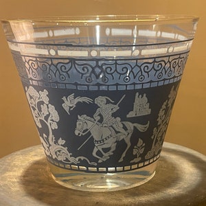 WEDGWOOD ICE BUCKET…Ice Pail…Blue Jeannette… Hellenic Period…Corinthian Blue…Greek/Roman Design…Clear Glass Bowl with Gold Rim…1950s/1960s