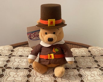 PILGRIM POOH BEANBAG…Plush Beanies…Disney Store…”Pilgrim Pooh”…Winnie The Pooh…8”…Disney Collectibles…Thanksgiving…Vintage #000Bx10