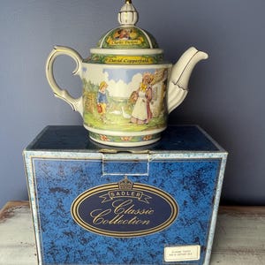 Dickens Teapot - Etsy