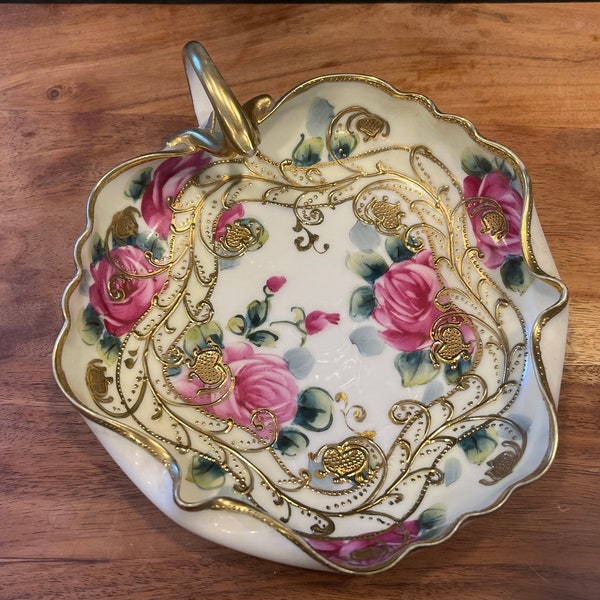 ANTIQUE NIPPON DISH…Hand Painted…Maple Leaf Mark…Cabbage Roses, Hearts and Gold Dots…Scroll Design…Intricate Handle…1890s  #729…Rare!