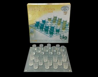 CHECKERS PARTY GAME…Essentials…Glass Shot Glasses and Checkerboard…Social, Drinking Game…Original Box…1990s/Early 2000s #W.Ch