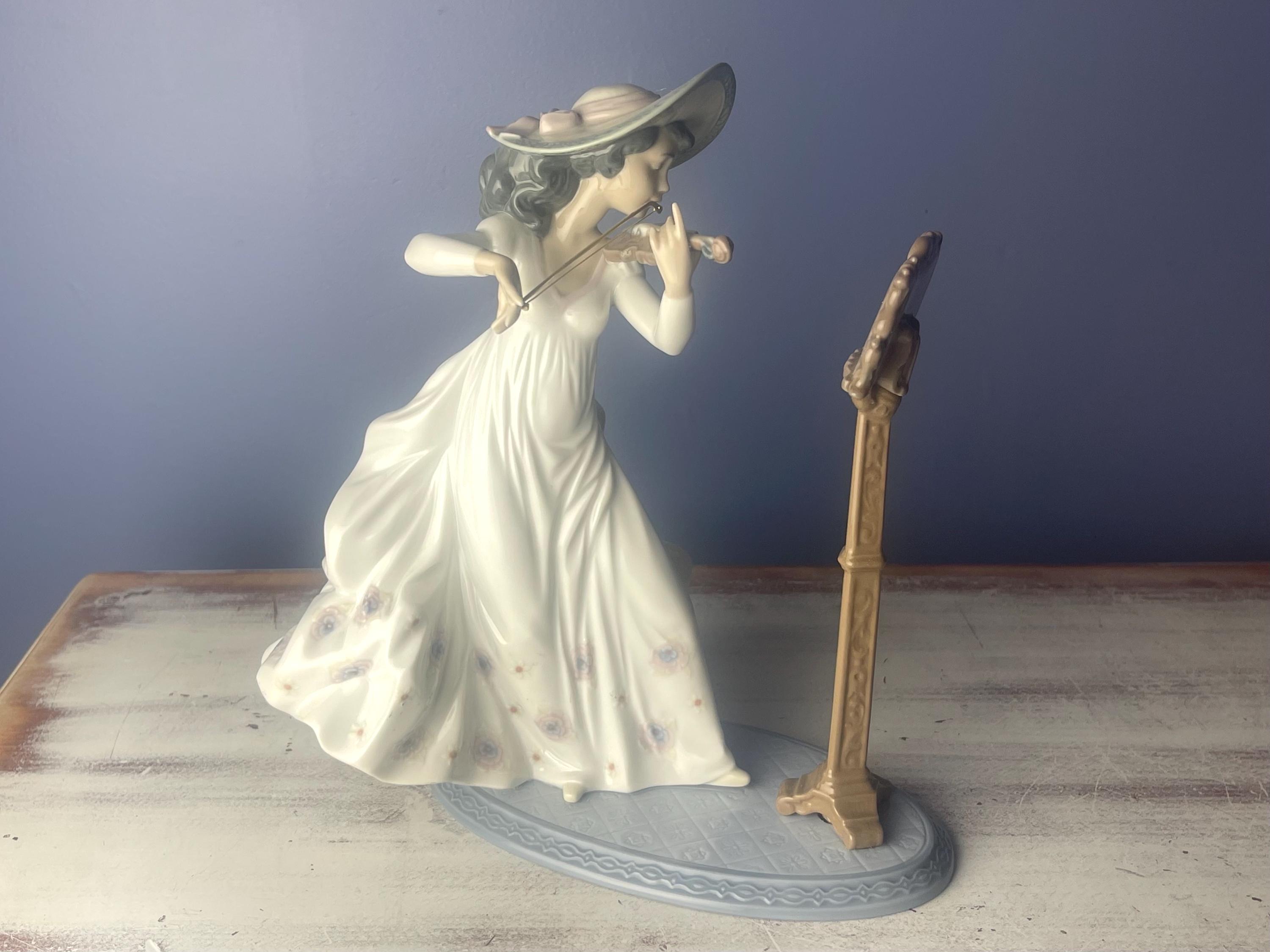 LLADRO' “SWEET SYMPHONY” Figurine…girl Playing Violin…6244…music