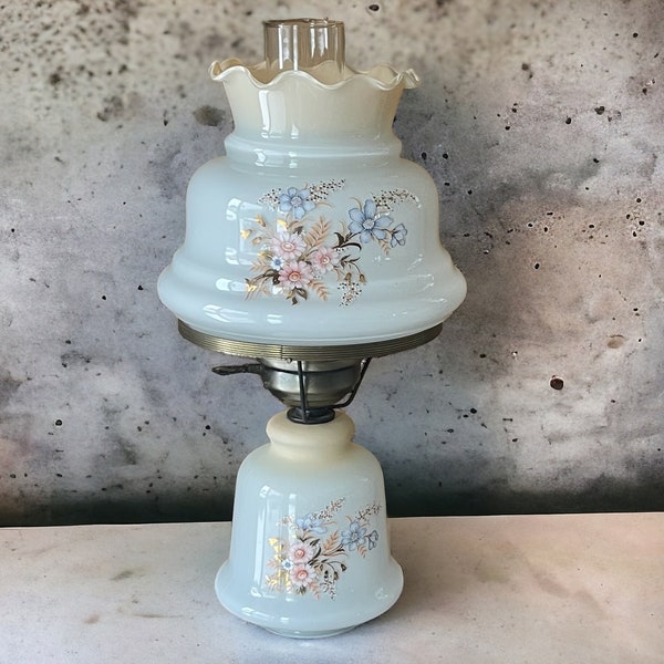 FLORAL TABLE LAMP…3-Way Lighting…Pink,Blue&White Flowers…Gold Accents…Matching Glass Body…Metal Base…Gone With the Wind”…Ruffled Top…1950s