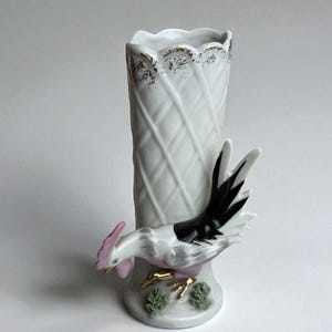 ROOSTER VASE…Porcelain…Pink and White…Gold Accents…Scalloped Edge…Gold Paint Splatters…Diamond Pattern…Small Size…1950s/60s #276
