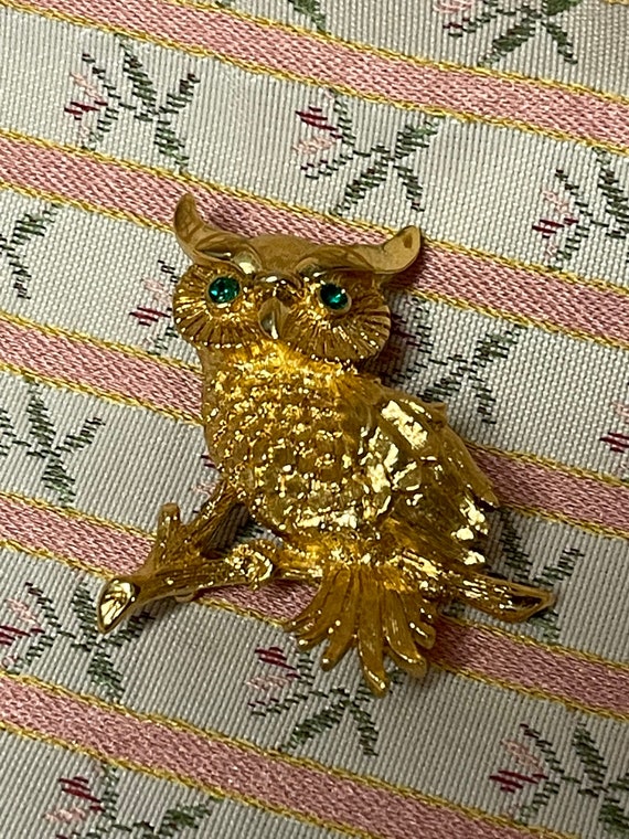 MONET OWL BROOCH…Green Rhinestone Eyes…Gold…Signe… - image 1