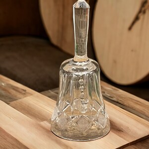 ETCHED GLASS BELL…Diamond Design…Hanging Beaded Clapper…Clear Glass…Pointed Handle…Gorgeous! Vintage #39