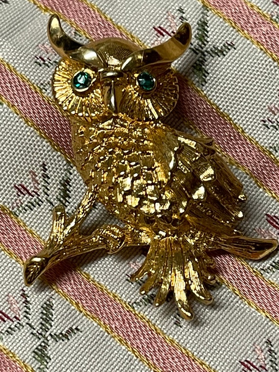 MONET OWL BROOCH…Green Rhinestone Eyes…Gold…Signe… - image 6