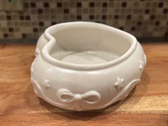 HALLMARK PRAYING ANGEL Covered dish…Heart Shaped…… - image 3