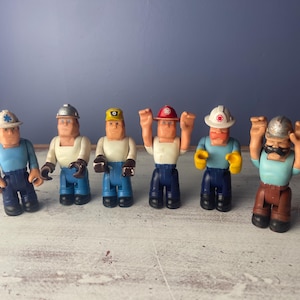 LITTLE PEOPLE Husky Helpers…Fisher Price…Set of 6…Poseable Construction Workers/Hard Hats…Firemen…Self Standing…Pretend Play…1970s/80s