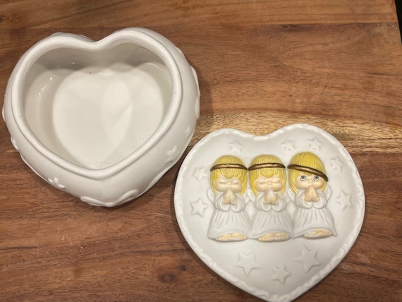 HALLMARK PRAYING ANGEL Covered dish…Heart Shaped…… - image 4