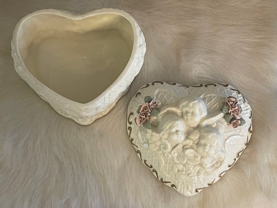 LARGE CUPID DISH…Heart Shaped,..Applied Flowers…T… - image 9