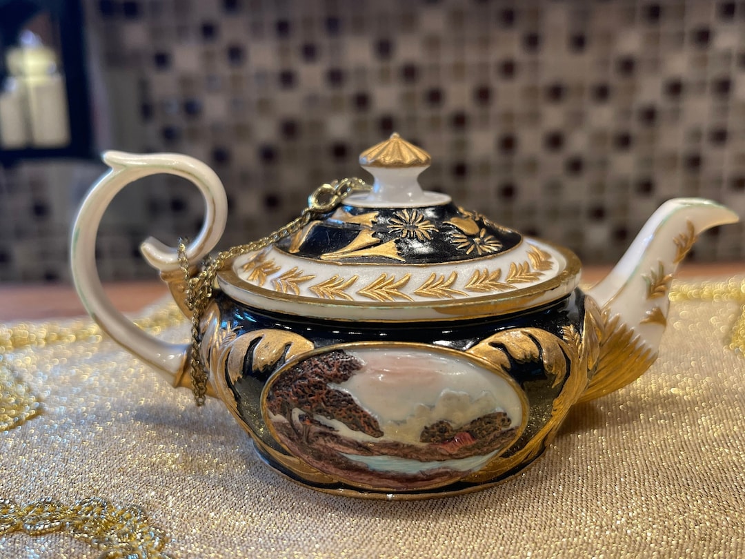 TEAPOT TRINKET Holder…nini…miniature…2-piece…beach Scene…hand