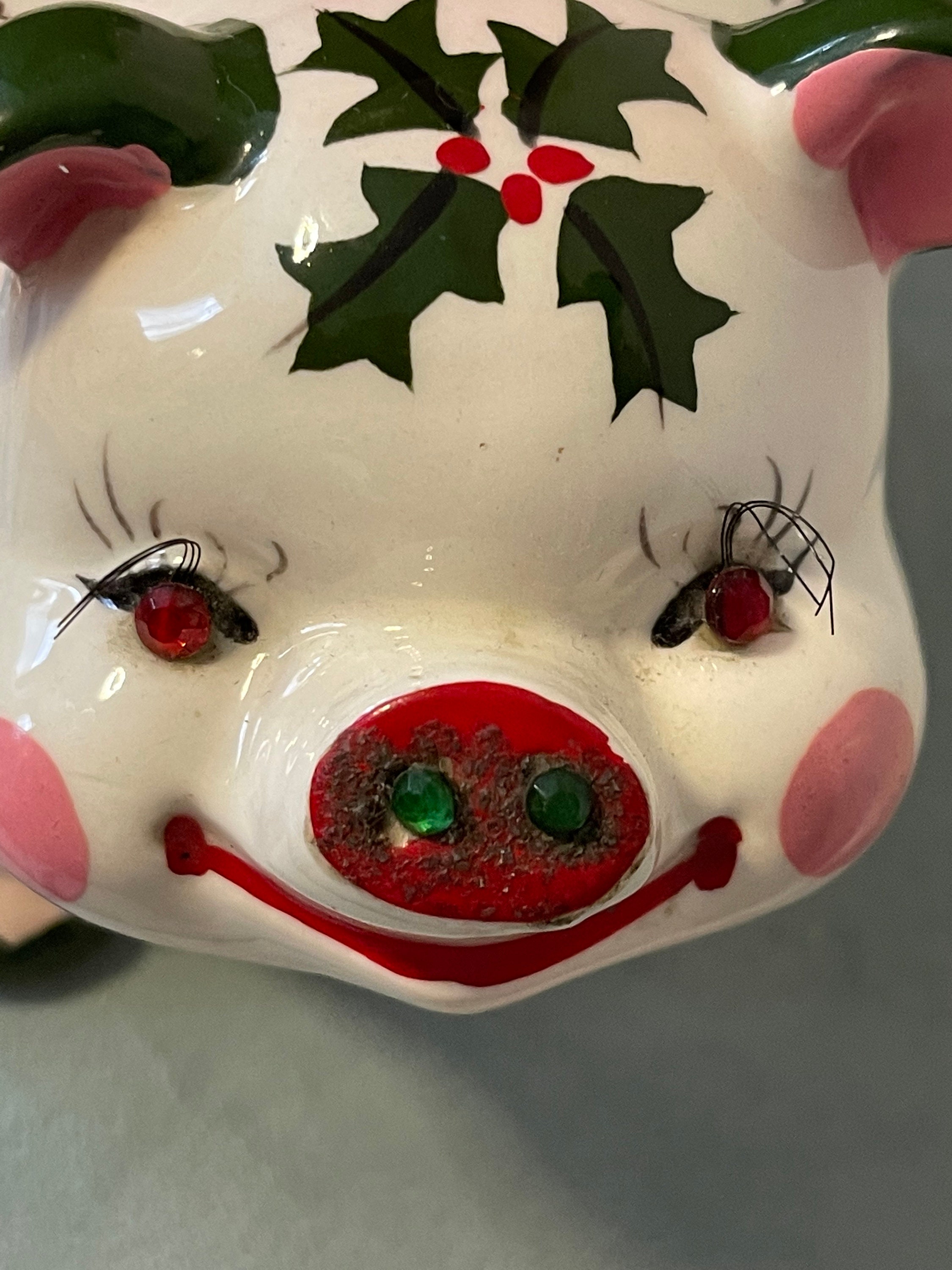 Tirelire COCHON DE NOL dessins de houx yeux et nez en strass cils dictons  de Noël paillettes années 50 céramique tirelire 812 -  Canada