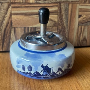DELFT SPINNING ASHTRAY…Hand Painted…Ceramic Ashtray…Dutch Windmill…Blue and White…Chrome Metal Top/Plastic Knob…Holland 1970s #189