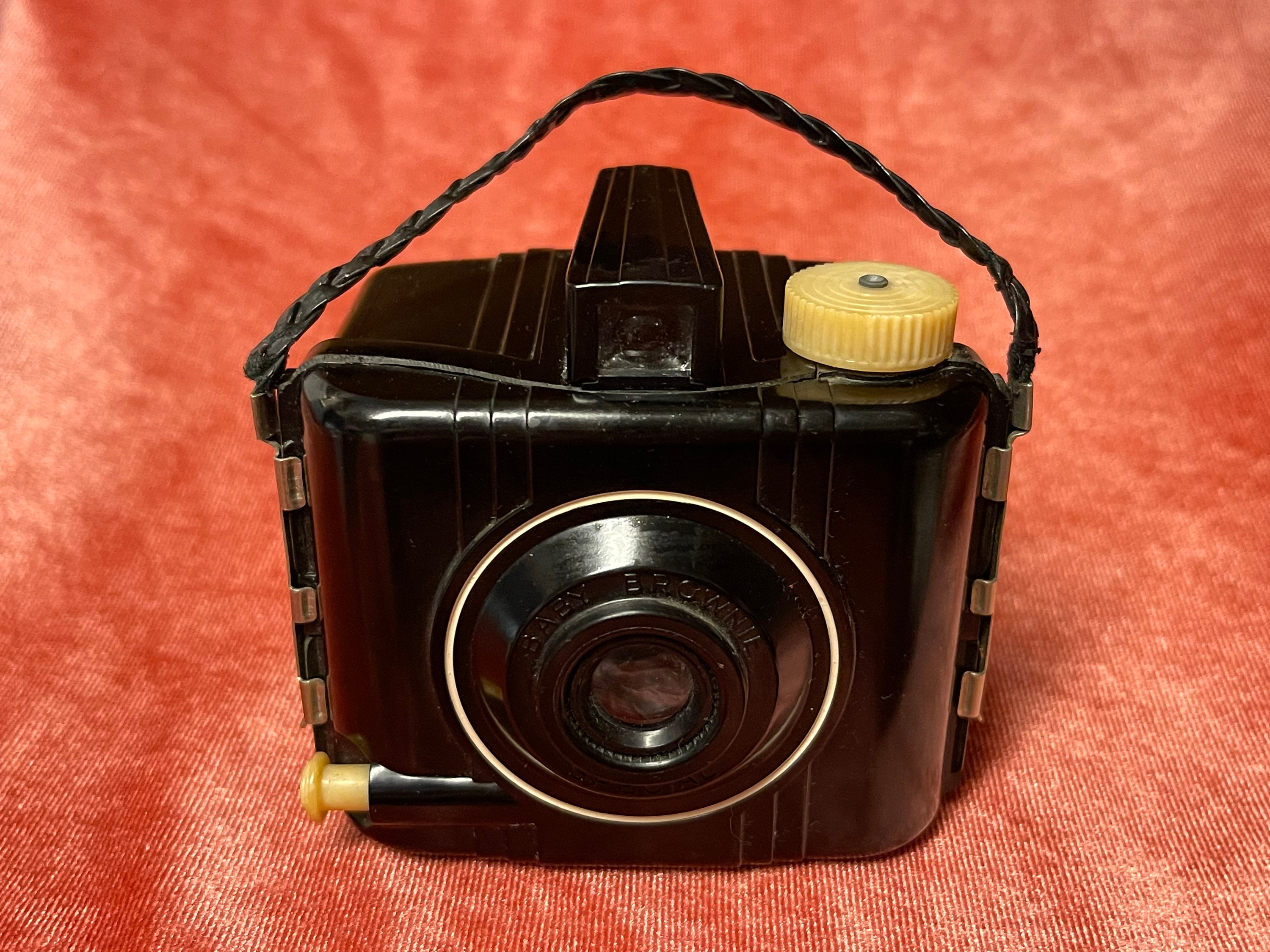 KODAK BABY BROWNIE Bakelite Camera…medium Format…film Box Camera