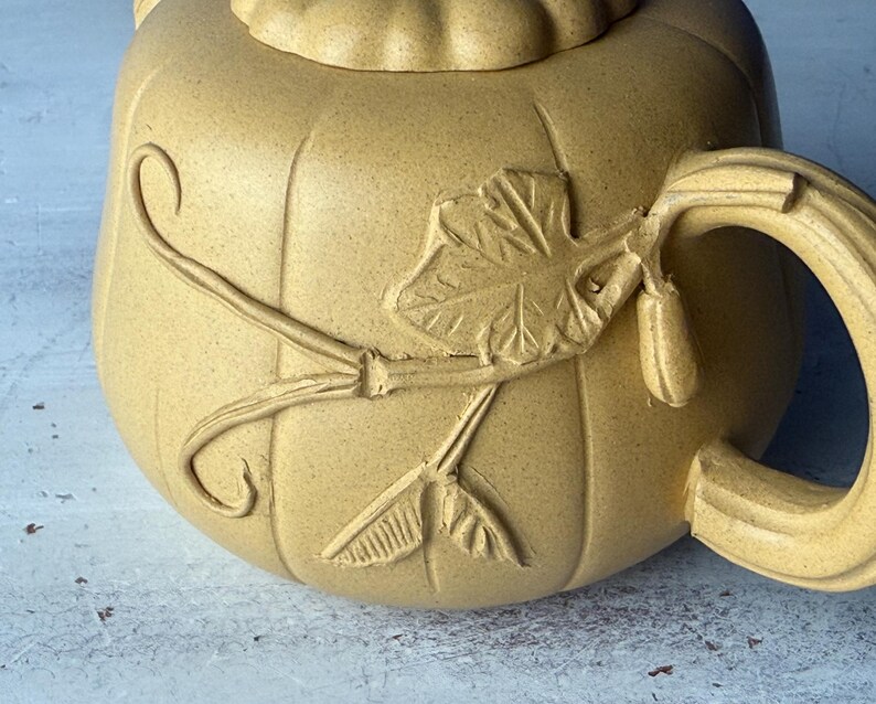 World Treasure Yixing Clay Teapot