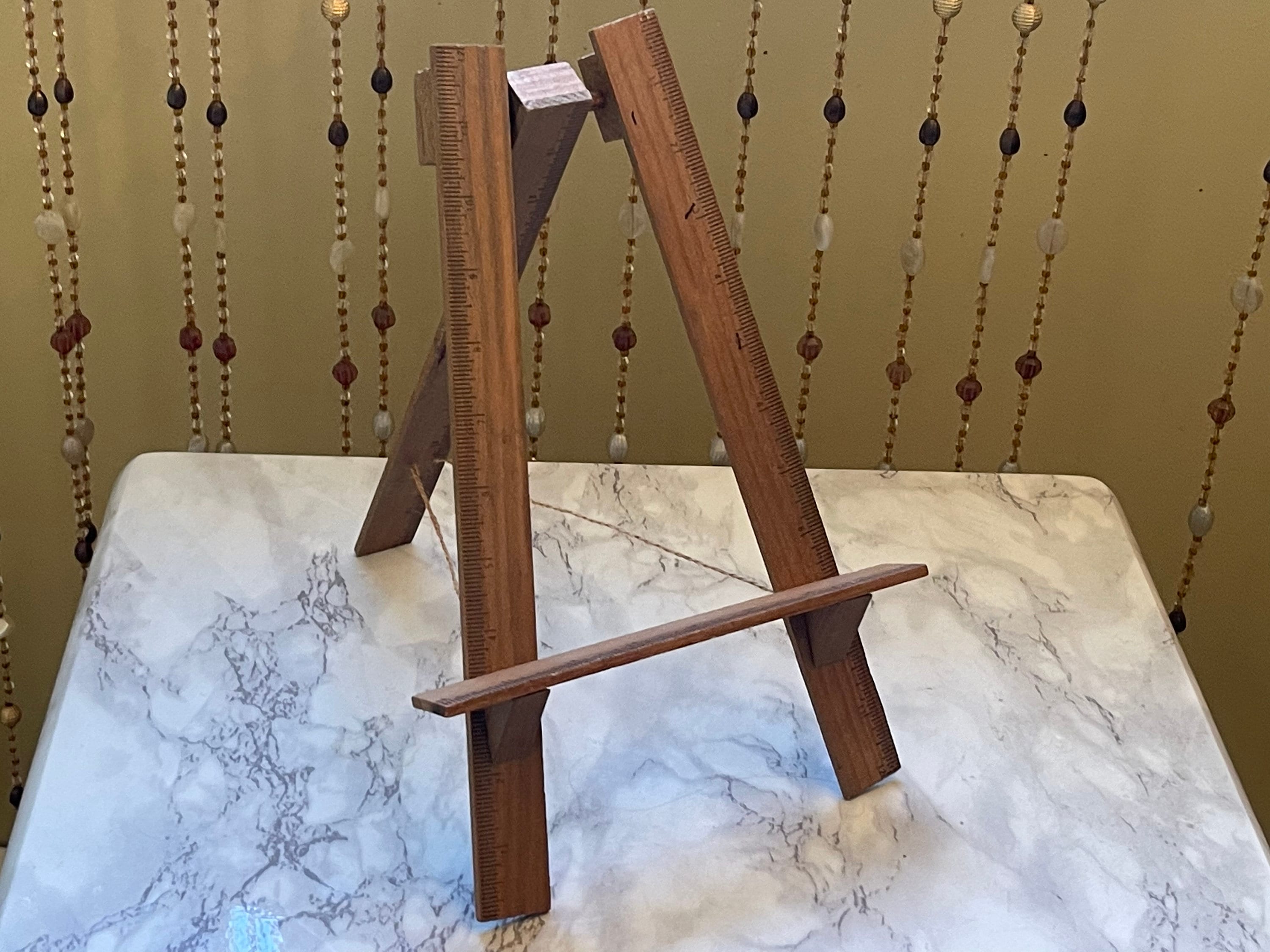 Wood Easel Wedding Sign Stand . Floor Display Lightweight Easel for Wood  Acrylic Chalkboard Foam Board & Canvas Signs . Natural or Painted 