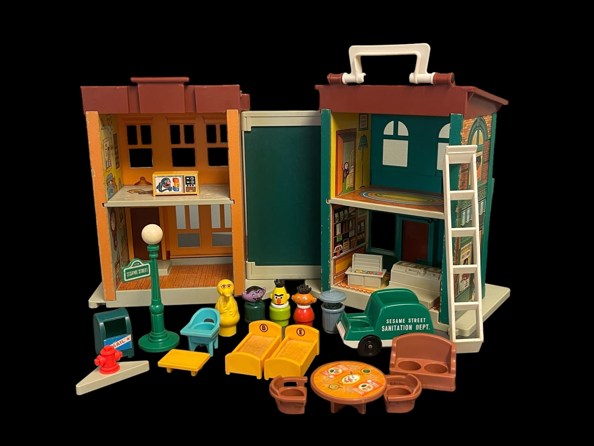 SESAME STREET Play Family 938…19 Piece…fisher Price…brownstone/mr
