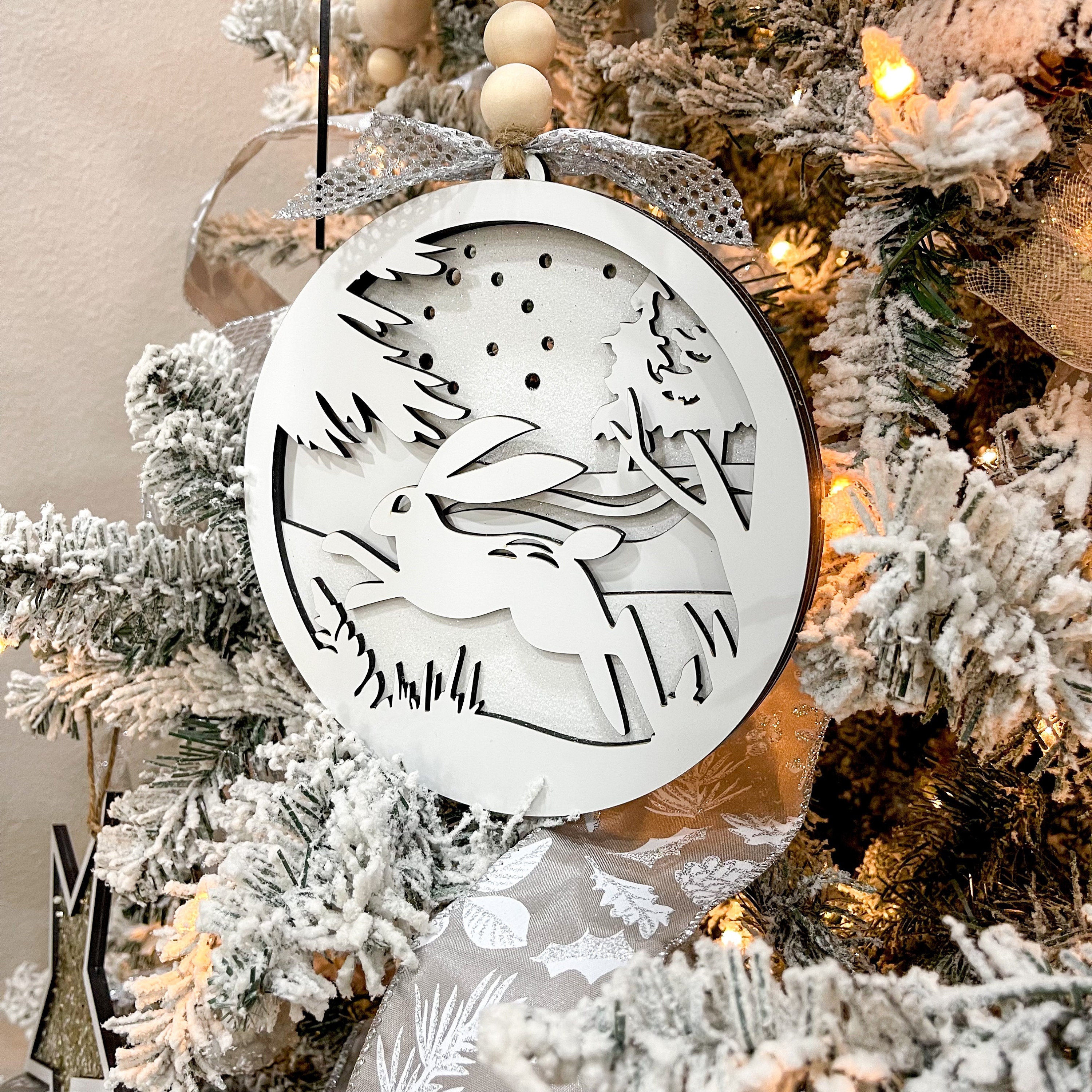 Clearance Sale 4 White Woodland Animals Winter Scene Christmas Tree  Ornaments, Christmas Gift Tags, White Christmas Decor 