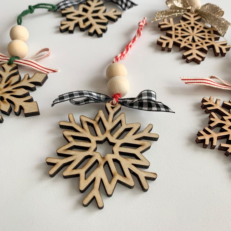Wood Snowflake Christmas Tree Ornaments Set of 5 or 10 Etsy