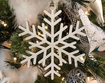 Wood Snowflake Christmas Tree Ornaments- Set of 5 or 10, Natural Wood Laser Cut Christmas Ornaments