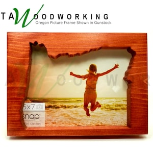 Oregon State Shaped Picture Frame - 5&quot; x 7&quot; Photo Holder - Wood - Hand Made