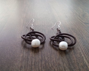 Leather Celtic Knot Earrings, sterling silver and freshwater pearls