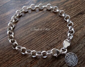 Sterling Silver 6.6mm Rolo Chain Charm Bracelet. Sterling silver bracelet rolo chain with lotus flower charm