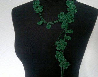 Crochet Necklace, Crochet Neck Accessory, Flower Necklace, Dark Green, 100% Cotton.