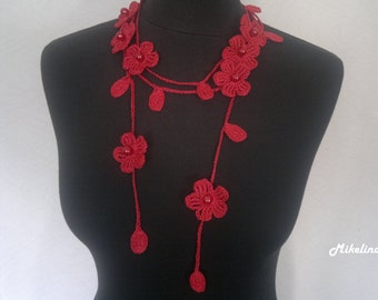 Crochet Necklace, Crochet Neck Accessory, Flower Necklace, Red, 100% Cotton.