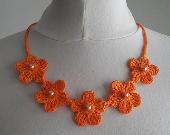 Crochet Necklace, Crochet Neck Accessory, Flower Necklace, Orange, 100% Cotton.