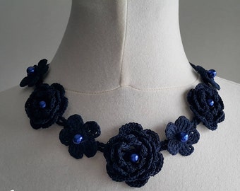 Crochet Rose Necklace, Crochet Neck Accessory, Flower Necklace, Navy Blue, 100% Cotton.