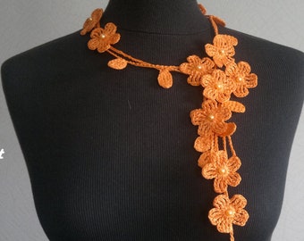 Crochet Necklace, Crochet Neck Accessory, Flower Necklace, Orange, 100% Cotton.