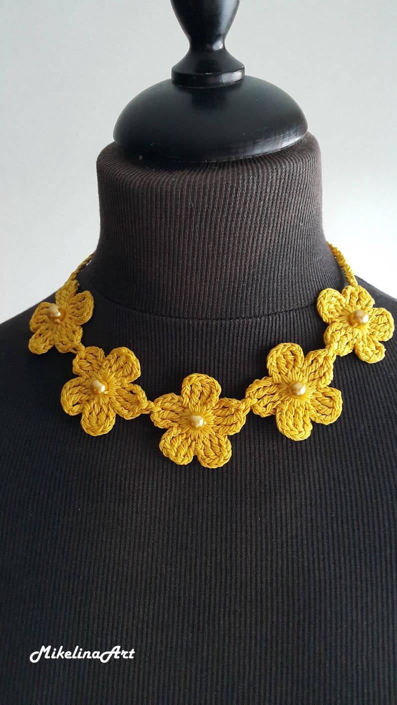 Crochet Necklace Crochet Neck Accessory Flower Necklace Etsy
