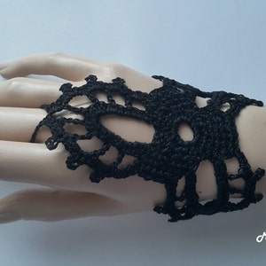 All&#39;uncinetto, guanti, guanti senza dita, Crochet Bracelet, Black, 100% cotone.