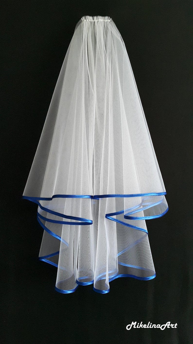 Brides: what are you doing for accessories? 6