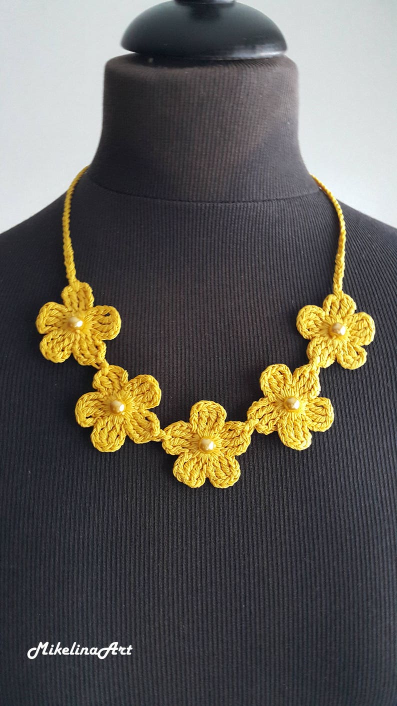 Crochet Necklace Crochet Neck Accessory Flower Necklace Etsy